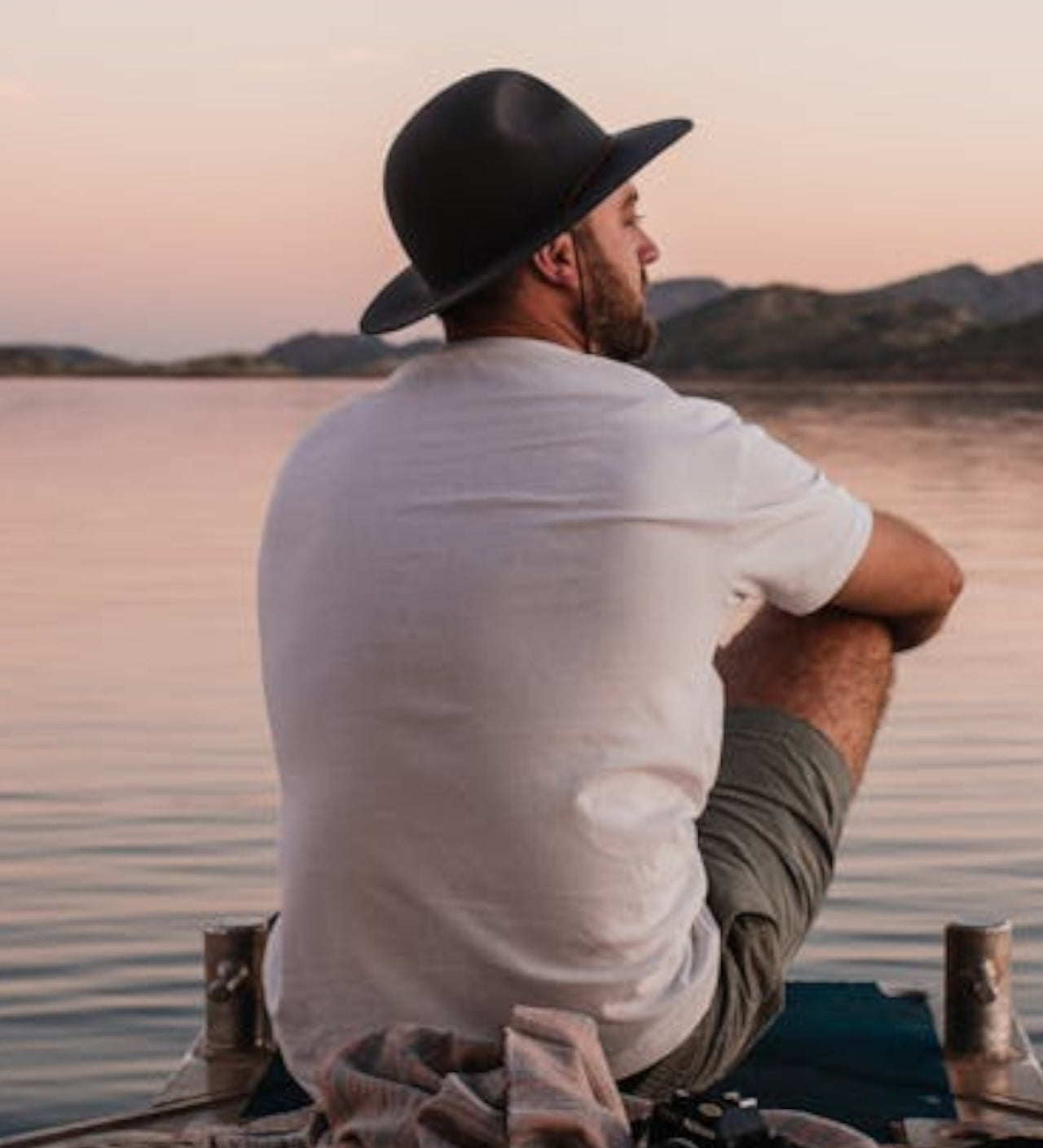 Adventure-Ready Summer Style: Essential Outfits for Outdoor Enthusiasts