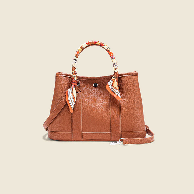 Dara Chic Leather Handbag