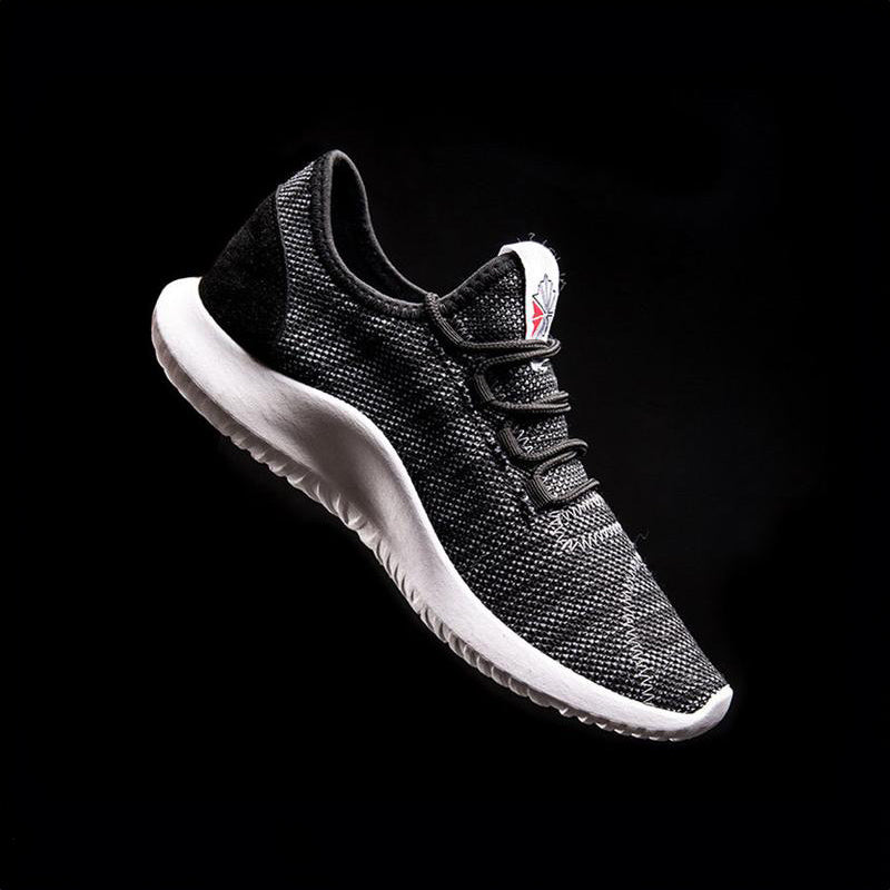 Air Lite Lightweight Sneakers