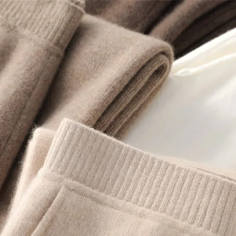 Isabelle Elegant Essence Wool Pants