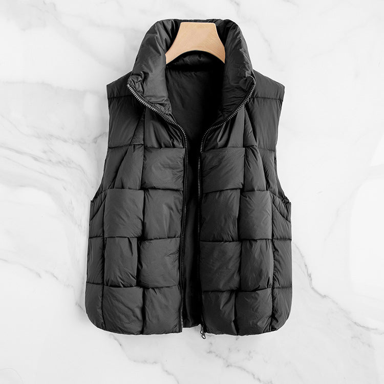 AmelieWinterQueenDownVest_3.jpg